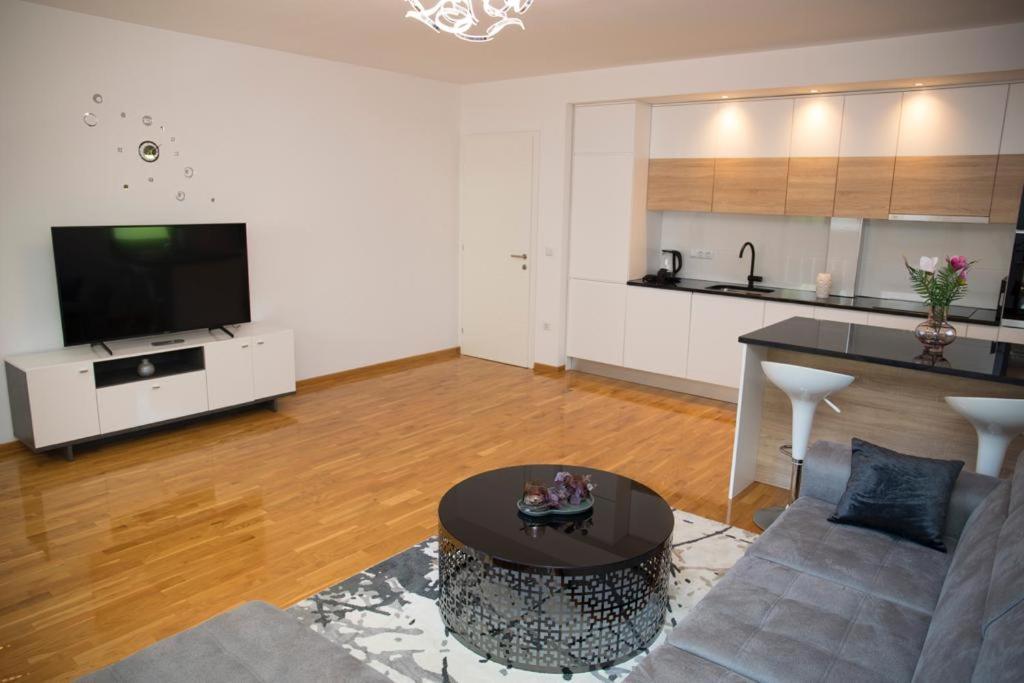 Apartment Divine Mostar Extérieur photo